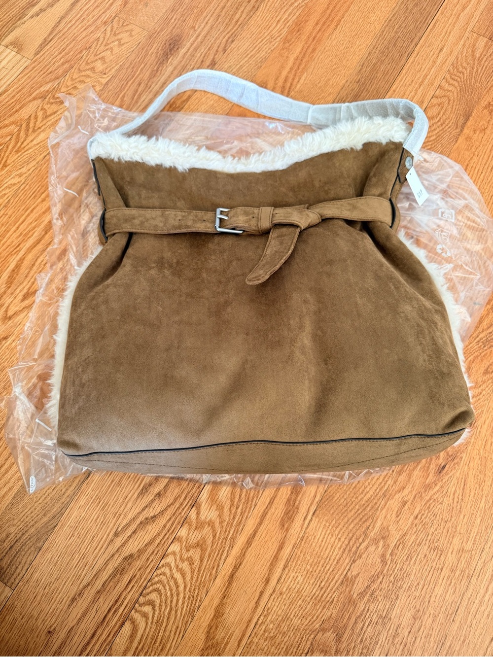 GAP Vegan Suede Shoulder Bag with Sherling Lining and Trim in Palomino Brown NWT